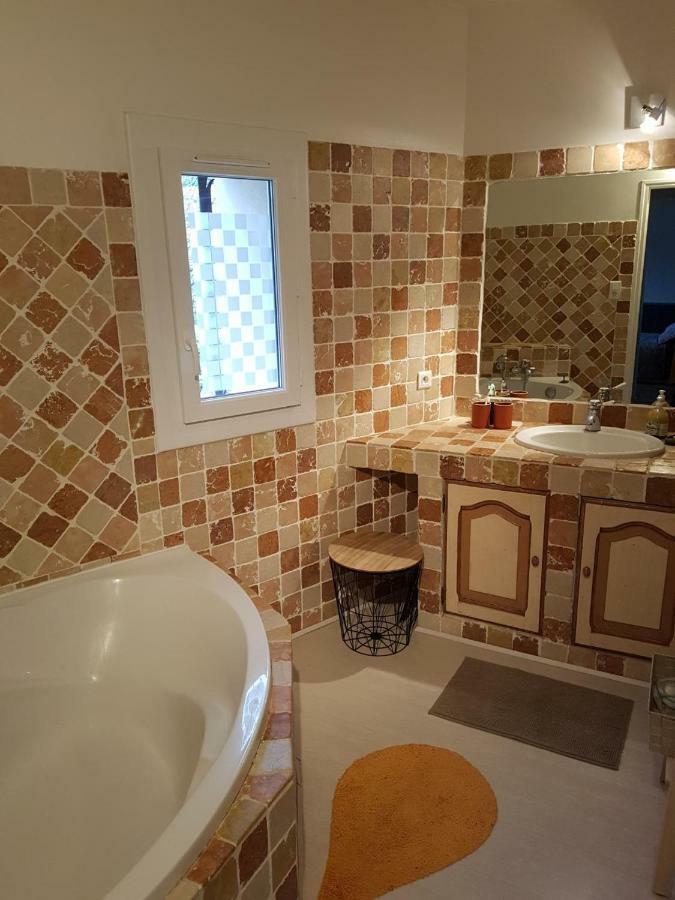 Villa Curcumas à LʼIsle-sur-la-Sorgue Extérieur photo